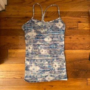 Lululemon tank